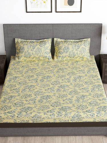 https://cdn.shopify.com/s/files/1/1857/6931/products/a2f090e9-28f8-4465-8d32-10eefee3fa9b1685959546585-Storyhome-Arena-Cream-Coloured--Grey-Printed-180-TC-Queen-Be-2.jpg?v=1703220654